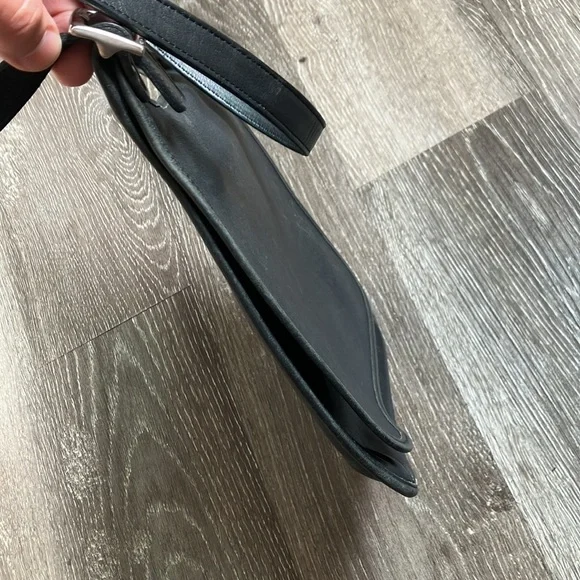 Coach - Picture 13 of 17